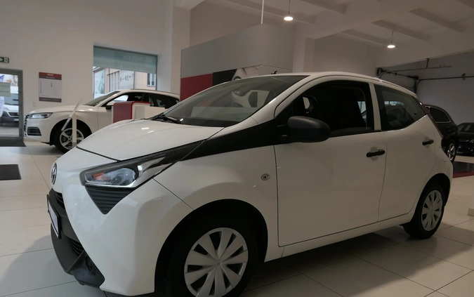 Toyota Aygo cena 37900 przebieg: 113200, rok produkcji 2019 z Alwernia małe 254